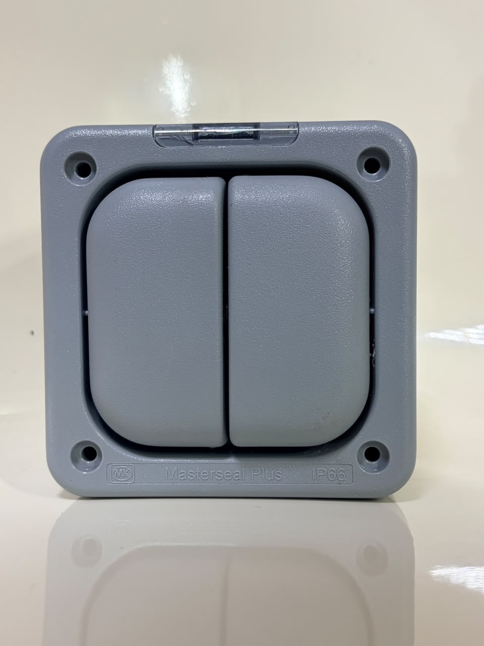 MK Masterseal Plus IP66 2-Gang Weatherproof Switch \ K56402GRY