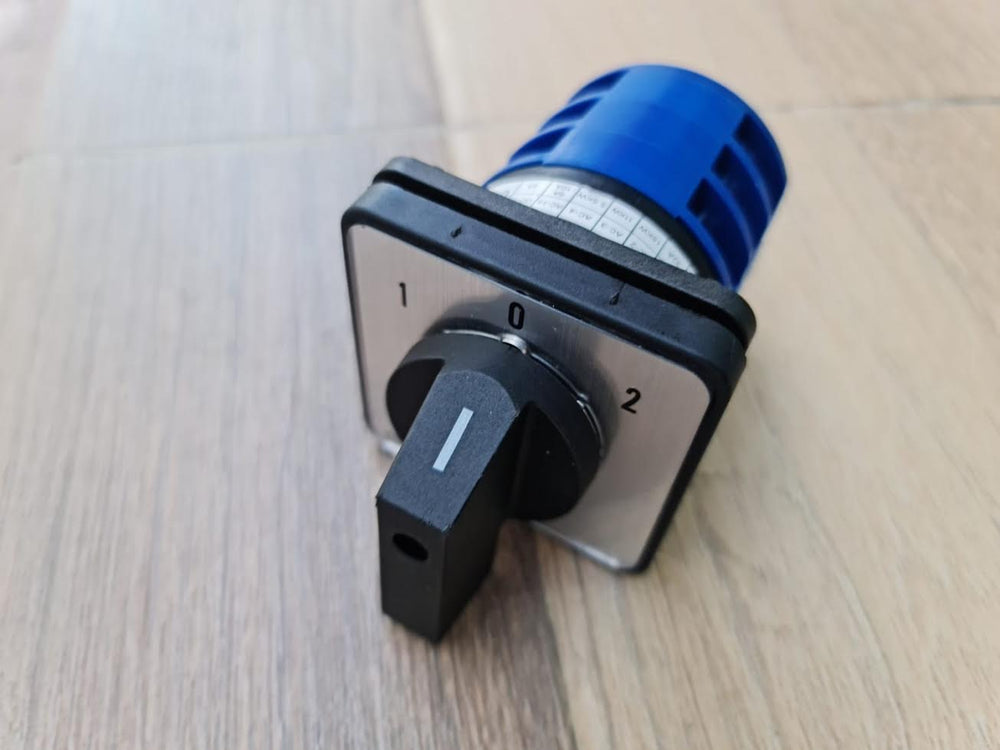 Changeover Control Rotary Switch 20A On-Off-On 3 Positions