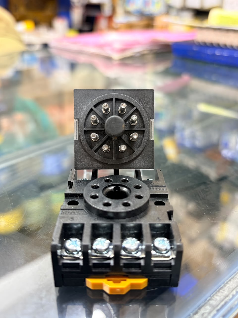 Omron MK2P-I 8 Pin Relay | With Base 220VAC