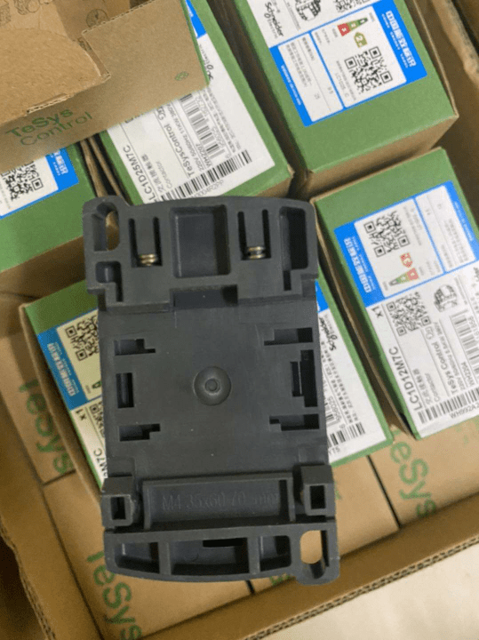Schneider Electric LC1D32M7C Contactor, 3NO, 25 A, 11 kW, 230 V ac Coil